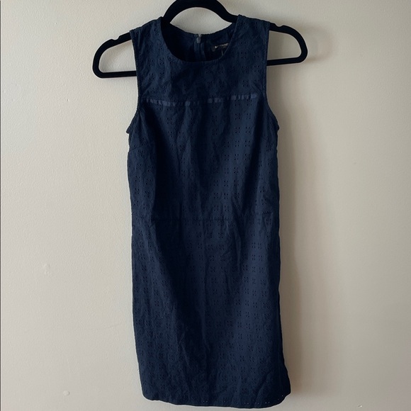 Banana Republic Dresses & Skirts - Banana Republic Navy Sleeveless Navy Blue Eyelet Mini Dress